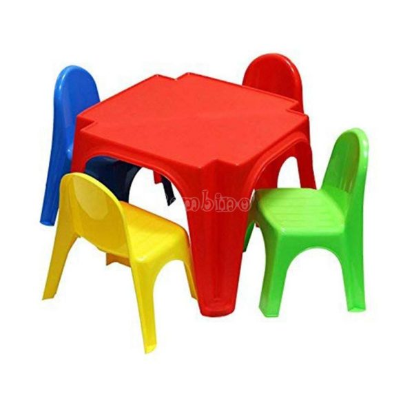 Gyerek asztal 4 db székkel